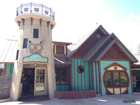 seaworld-orlando-mamas-pretzel-kitchen-exterior.jpg