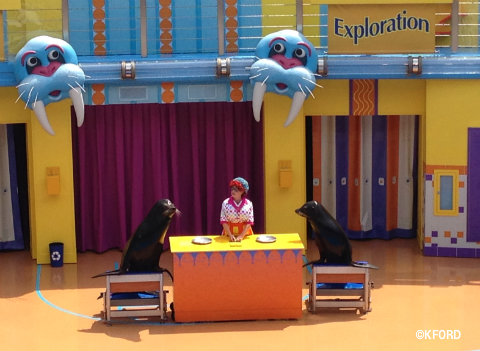 seaworld-orlando-sea-lion-high-lunchroom.jpg