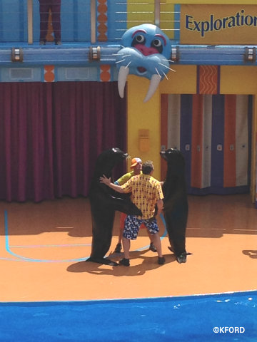 seaworld-orlando-sea-lion-high-standing.jpg