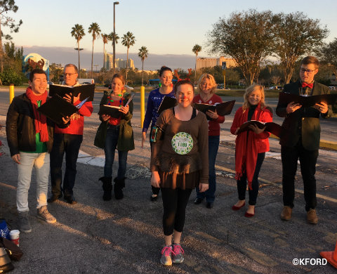 seaworld-reindeer-run-carolers.jpg