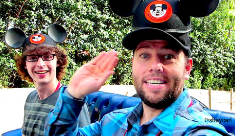 shaycarl-grand-marshal-magic-kingdom-parade-disney-shaytards.jpg