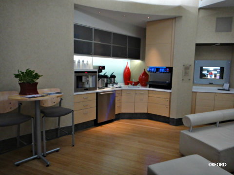 siemens-vip-center-lounge-beverages.jpg