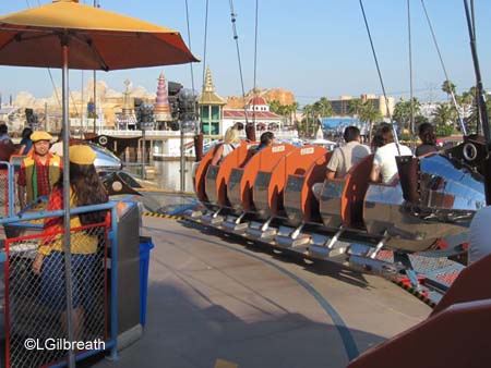 Let Disneyland Entertain You