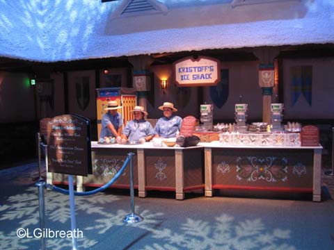 Frozen pre-show Kristoff's Ice Shack