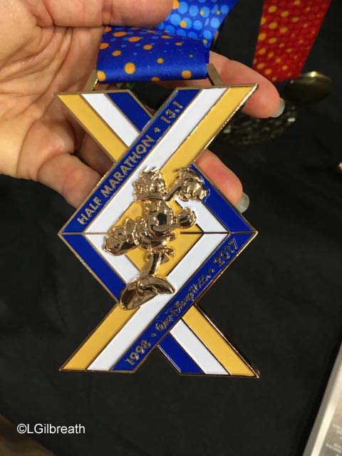 runDisney 2017 Half Marathon Donald medal