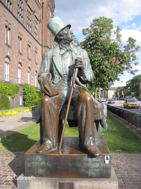 Copenhagen Hans Christian Andersen statue