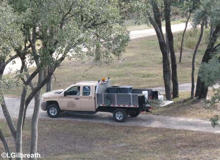 wdw0109truck.jpg