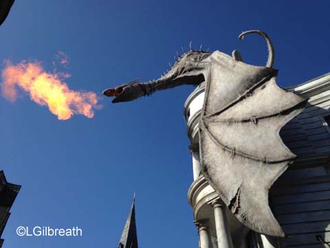 Universal Studios Diagon Alley Dragon