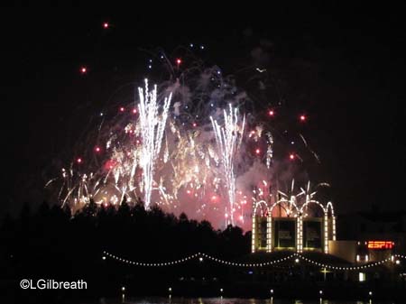 wdw1210_4_08.jpg