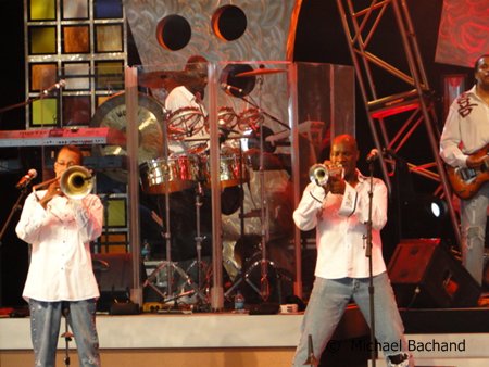 Kool & The Gang performs