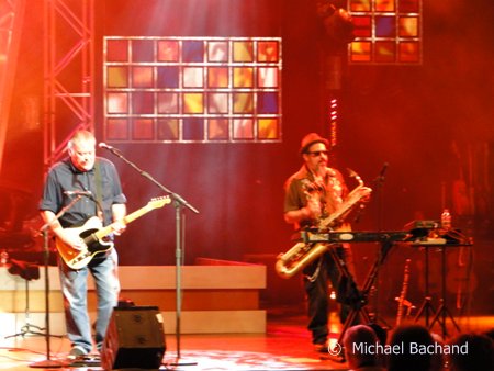 Los Lobos performs