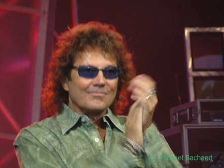 Starship in concert