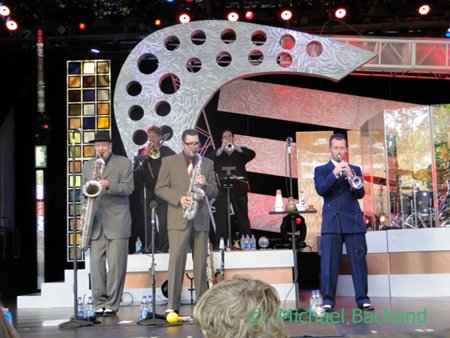 Big Bad VooDoo Daddy in concert