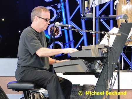 Jose Feliciano performs