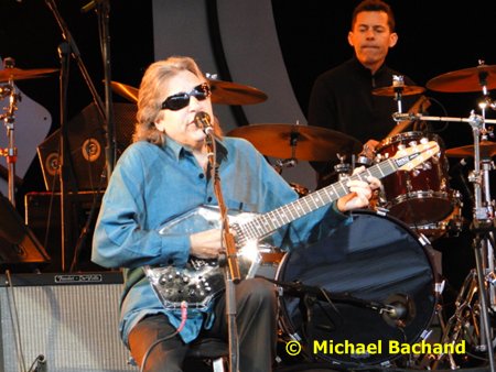 Jose Feliciano performs