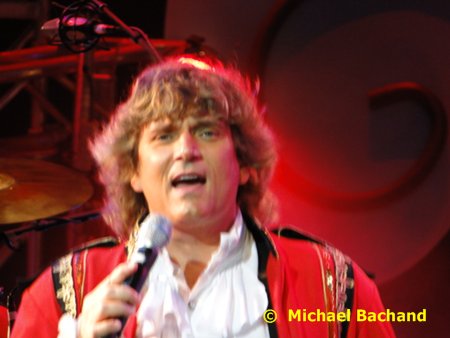 Paul Revere performs