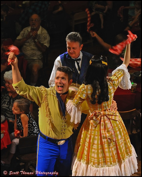 Pioneer Hall Players whoop it up with the audience during the Hoop-Dee-Doo Musical Revue dinner show in Disney's Fort Wilderness Resort and Campground,Walt Disney World, Orlando, Florida. Pioneer Hall Players whoop it up with the audience during the Hoop-Dee-Doo Musical Revue dinner show in Disney's Fort Wilderness Resort and Campground, Walt Disney World, Orlando, Florida.