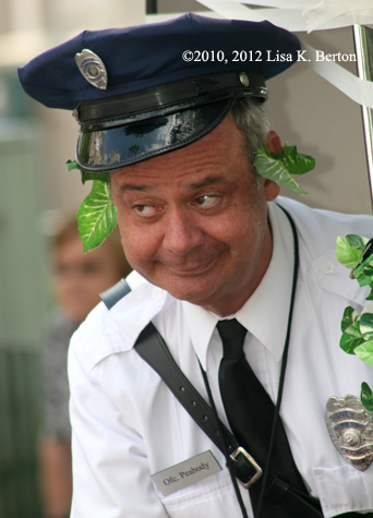 lkb-OfficerPeabody-lookleft.jpg