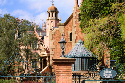 Haunted Mansion Gate