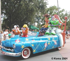 File:Lightning McQueen in the Stars and Motor Cars Parade at