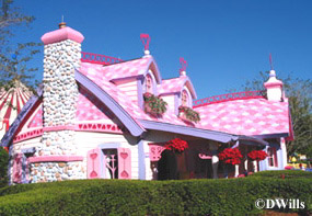 Minnie's Country House -- Mickey's Toontown Fair - Magic Kingdom -  AllEars.Net