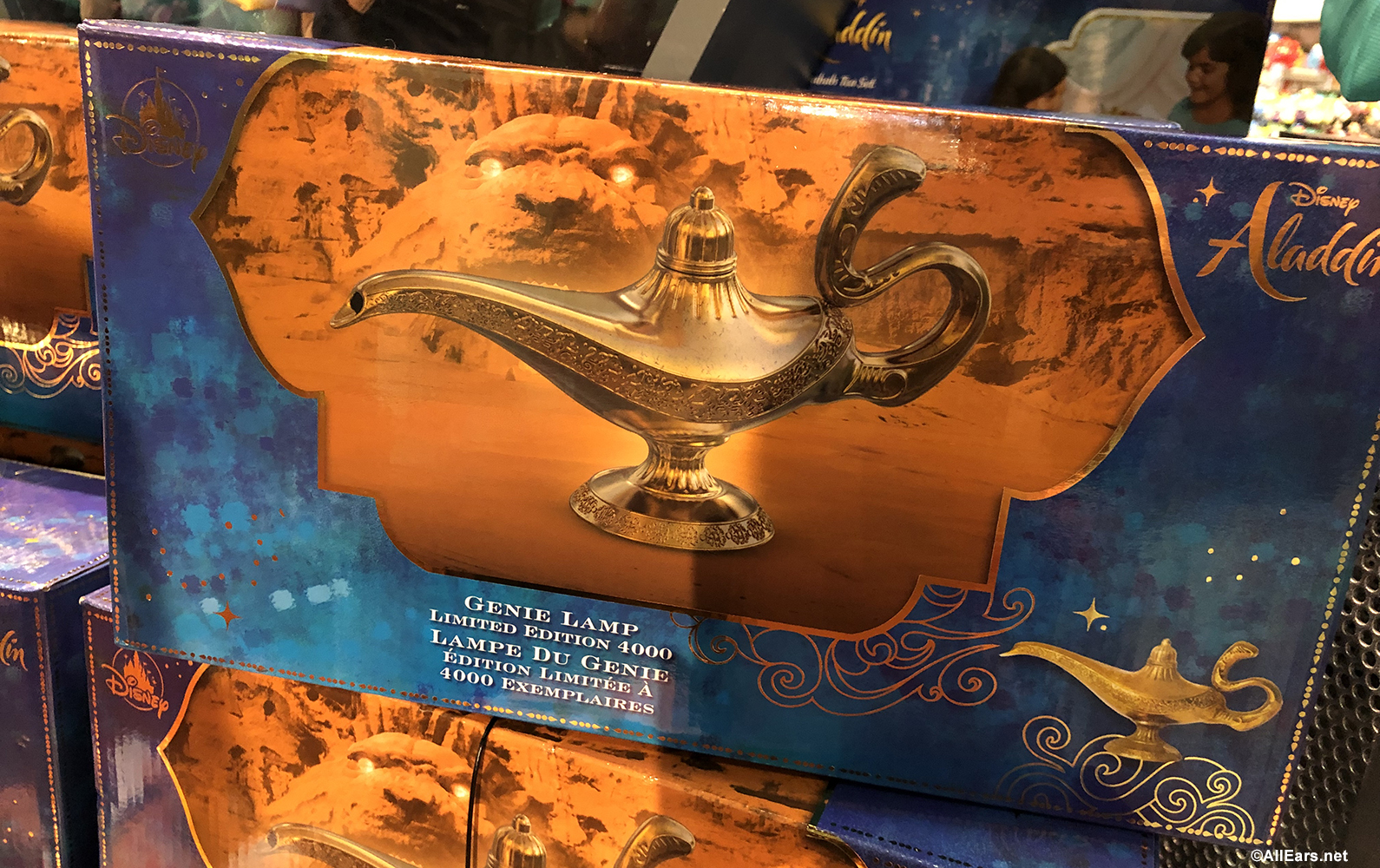 Aladdin Merchandise 2019-001 - AllEars.Net