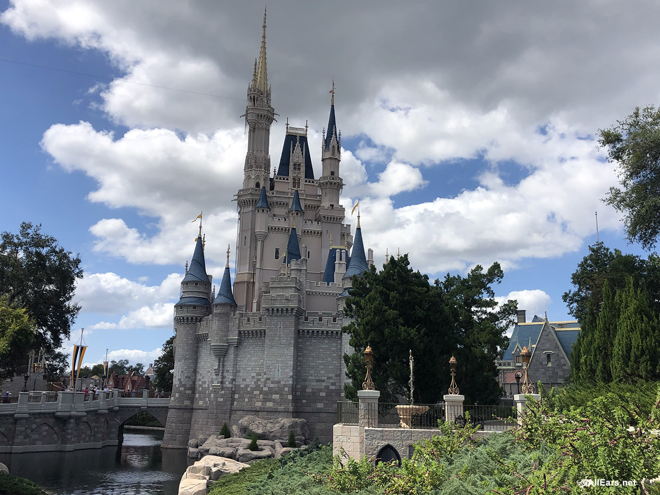 10 Things Every Magic Kingdom First Timer MUST Do! - AllEars.Net