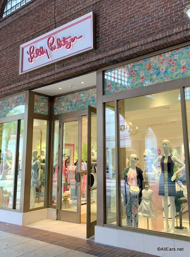 PHOTOS The FASTSelling Lilly Pulitzer Collection is Now in Disney