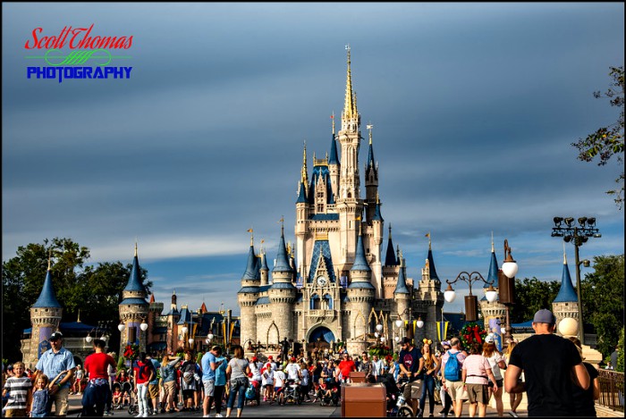 Central Plaza Light