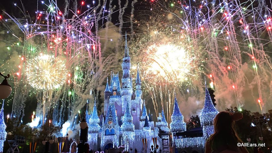 Join us for Live Stream Coverage of Walt Disney World's New Year's Eve Fireworks from Orlando
