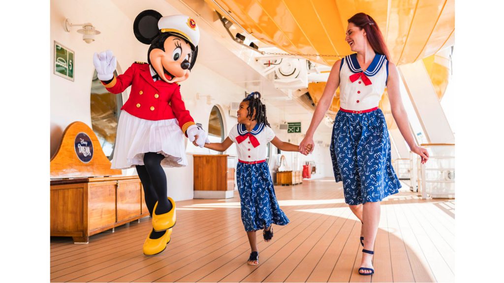 Come Sail Away with Minnie with this Disney Cruise Line Exclusive  Collection - AllEars.Net