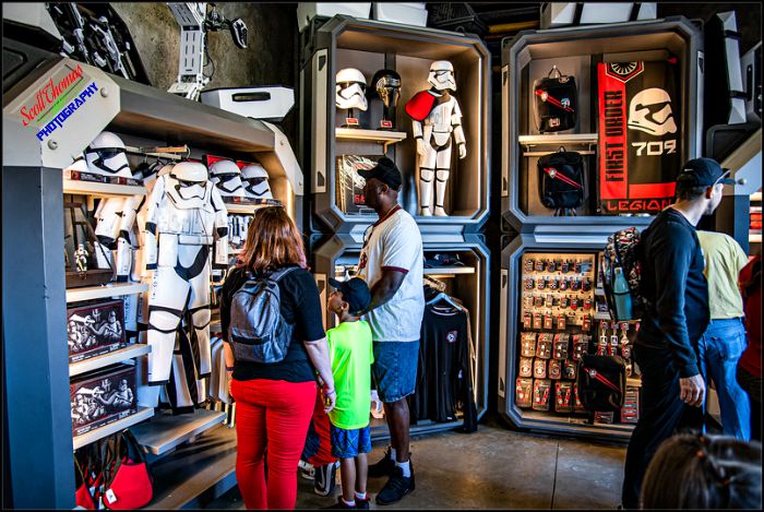 Disney Pic of the Week: First Order Cargo in Galaxy's Edge - AllEars.Net
