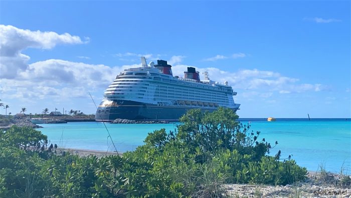 disney cruise line and hurricane