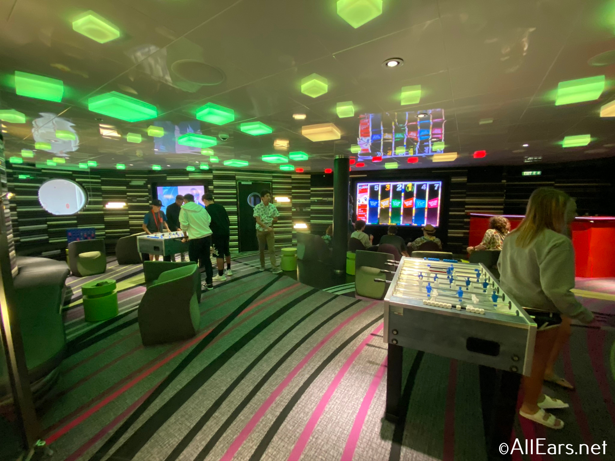 Disney Fantasy Nightclubs and Lounges