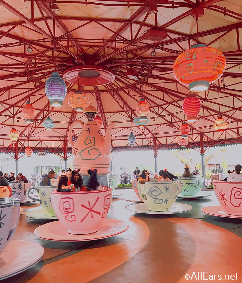 Mad Hatter's Tea Cups: Attraction