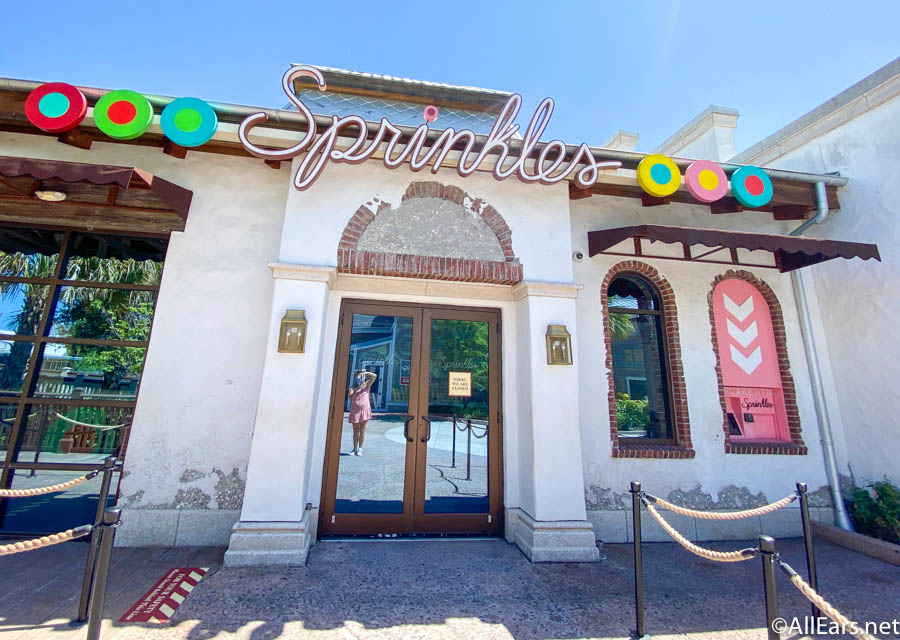 Left-Handers, Rejoice! A Special Spot in Disney Springs Reopened Just for  YOU!