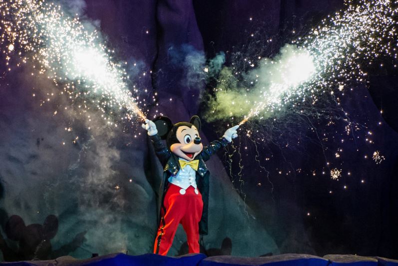 Fantasmic! Disney's Hollywood Studios - AllEars.Net