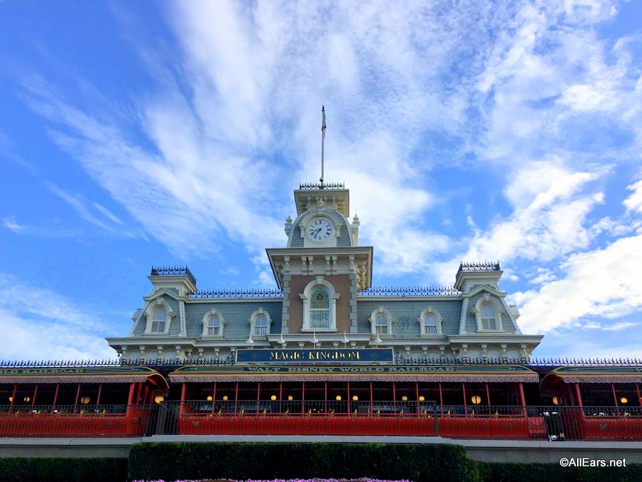 Magic Kingdom - The Walt Disney World Railroad, The railroa…