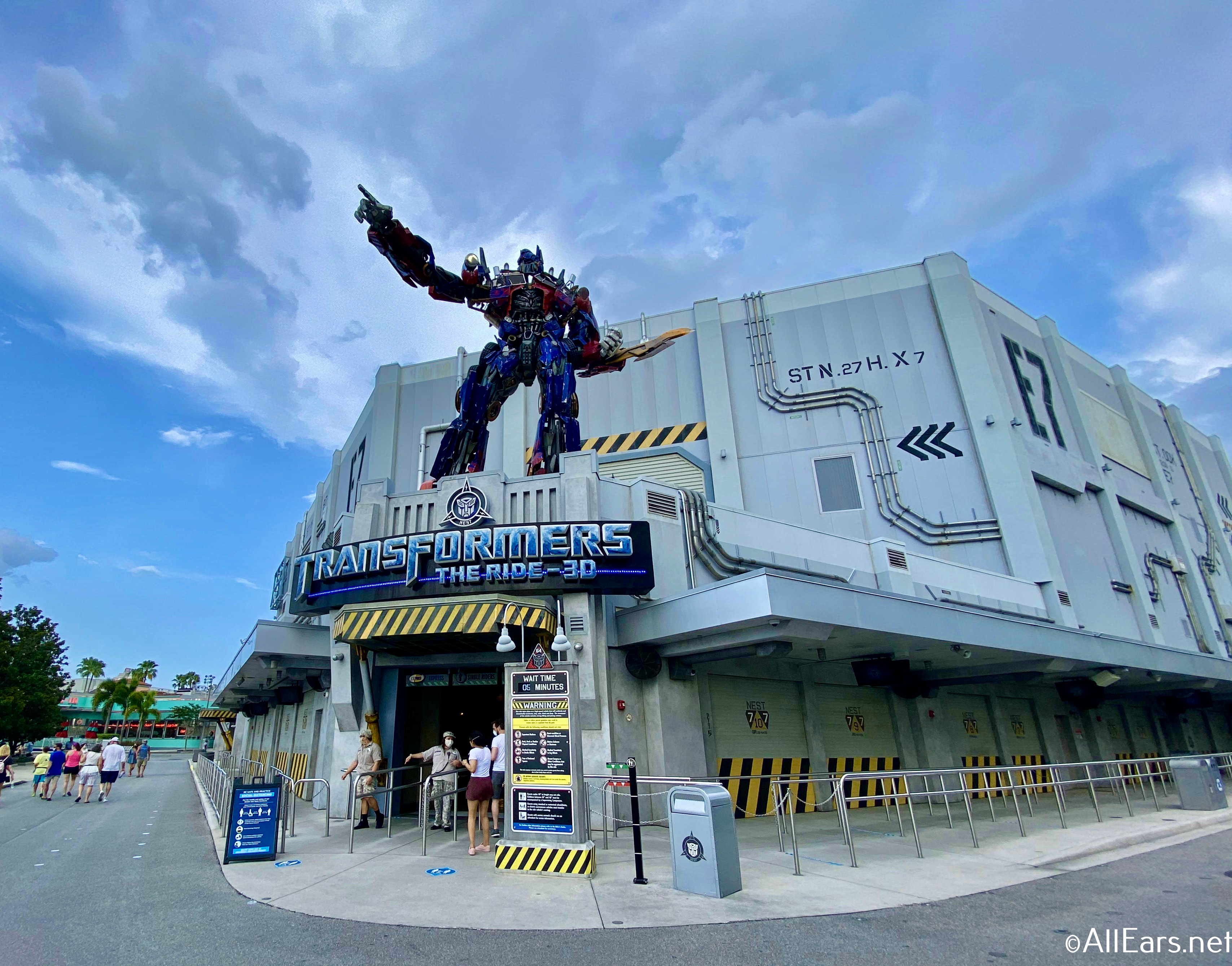 Universal's Islands of Adventure ATTRACTION GUIDE - 2023 - All Rides -  Universal Studios Orlando 