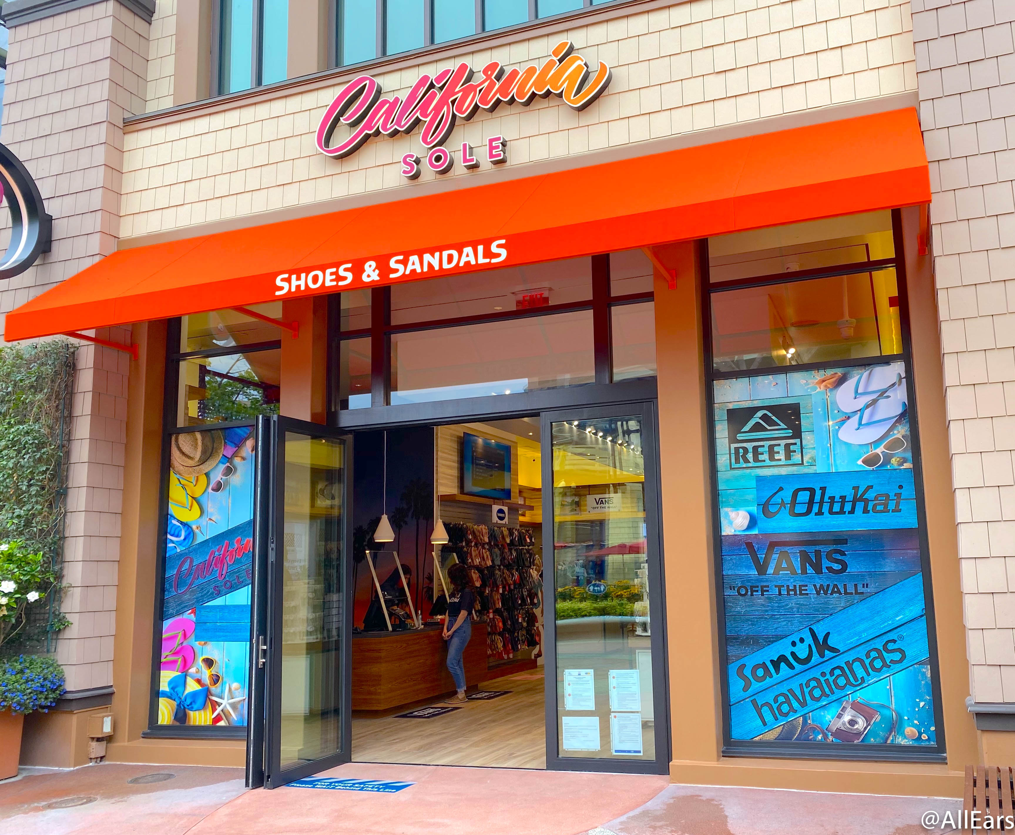 NEWS! California Sole Has Opened for Shoe Shopping in Disneyland's Downtown  Disney! - AllEars.Net