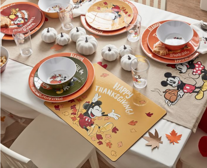 Pottery Barn SET 2 BIG Mickey Mouse charger Plate Thanksgiving holiday turkey 