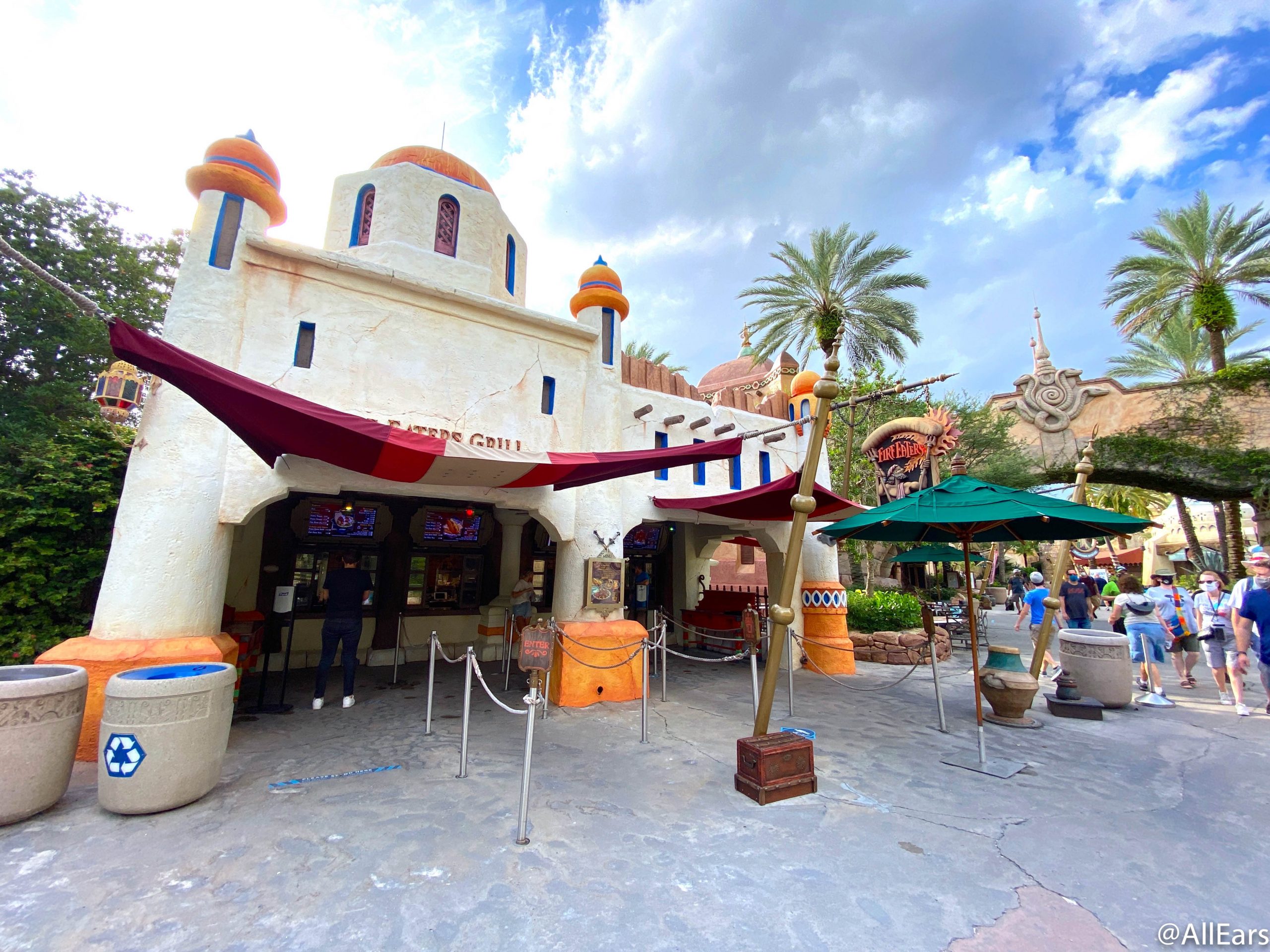 2020 reopening universal fire eater's grill 