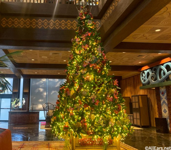 Photos Video Celebrate The Holidays In Florida Keys Style With Christmas Decor At Disney S Old Key West Resort Wdw News Today