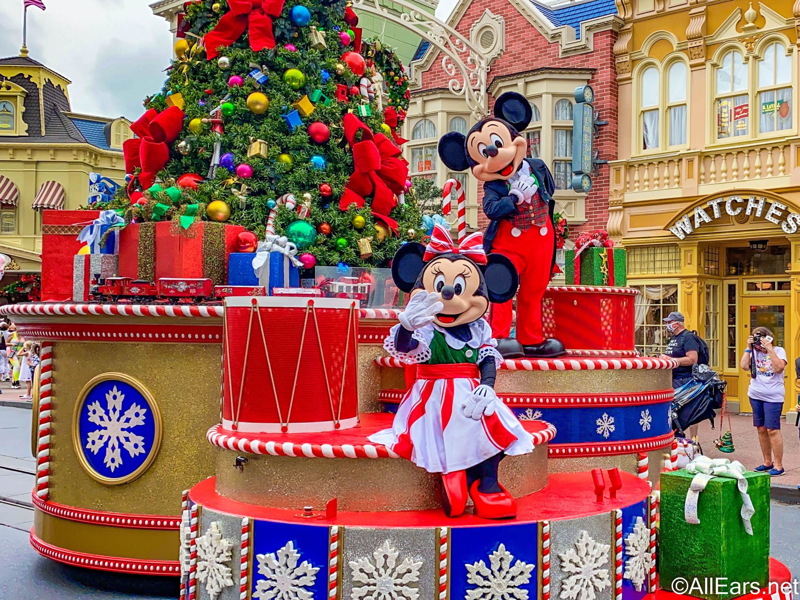 🎄 30 Disney World Holiday Wallpapers 🎄That Will Instantly Make Your
