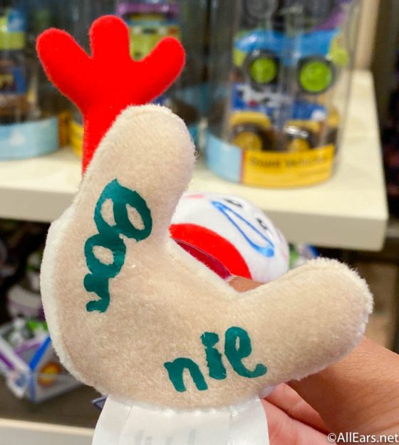 Disney Worldâs Forky Shoulder Plush is the Merch We Didnât Know We Needed - AllEars.Net