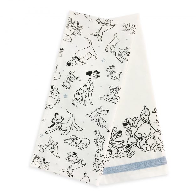 Disney Cat and Disney Dog Towels Are Here to Make Your Kitchen SO Cute!