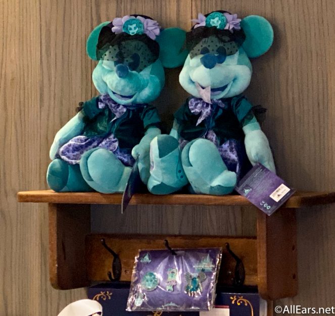 Surprise! We Found a Few Items from the Minnie Mouse Main Attraction Series  in Disney World Today! - AllEars.Net