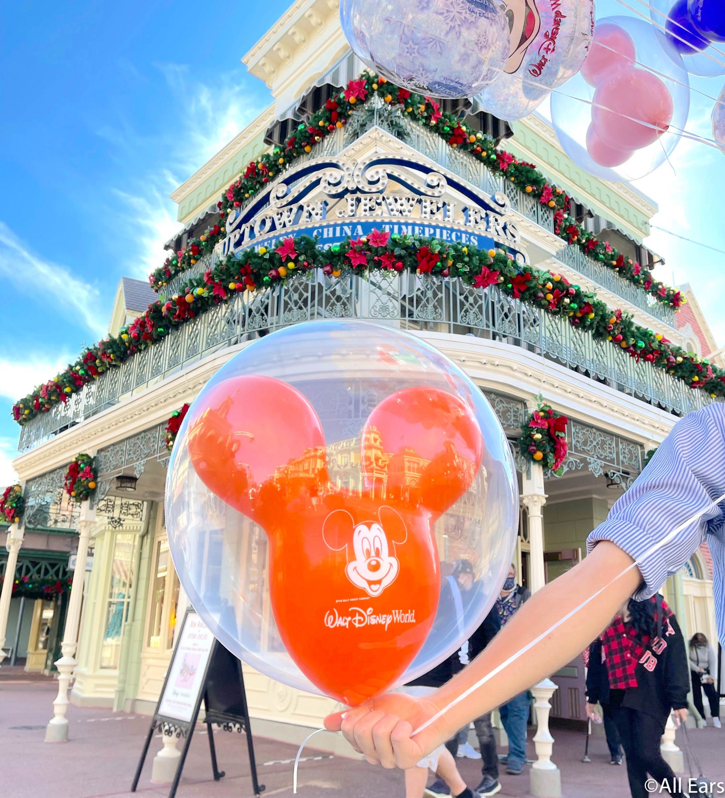 PHOTOS! Orange and Golden Yellow Mickey Balloons Are Now Available