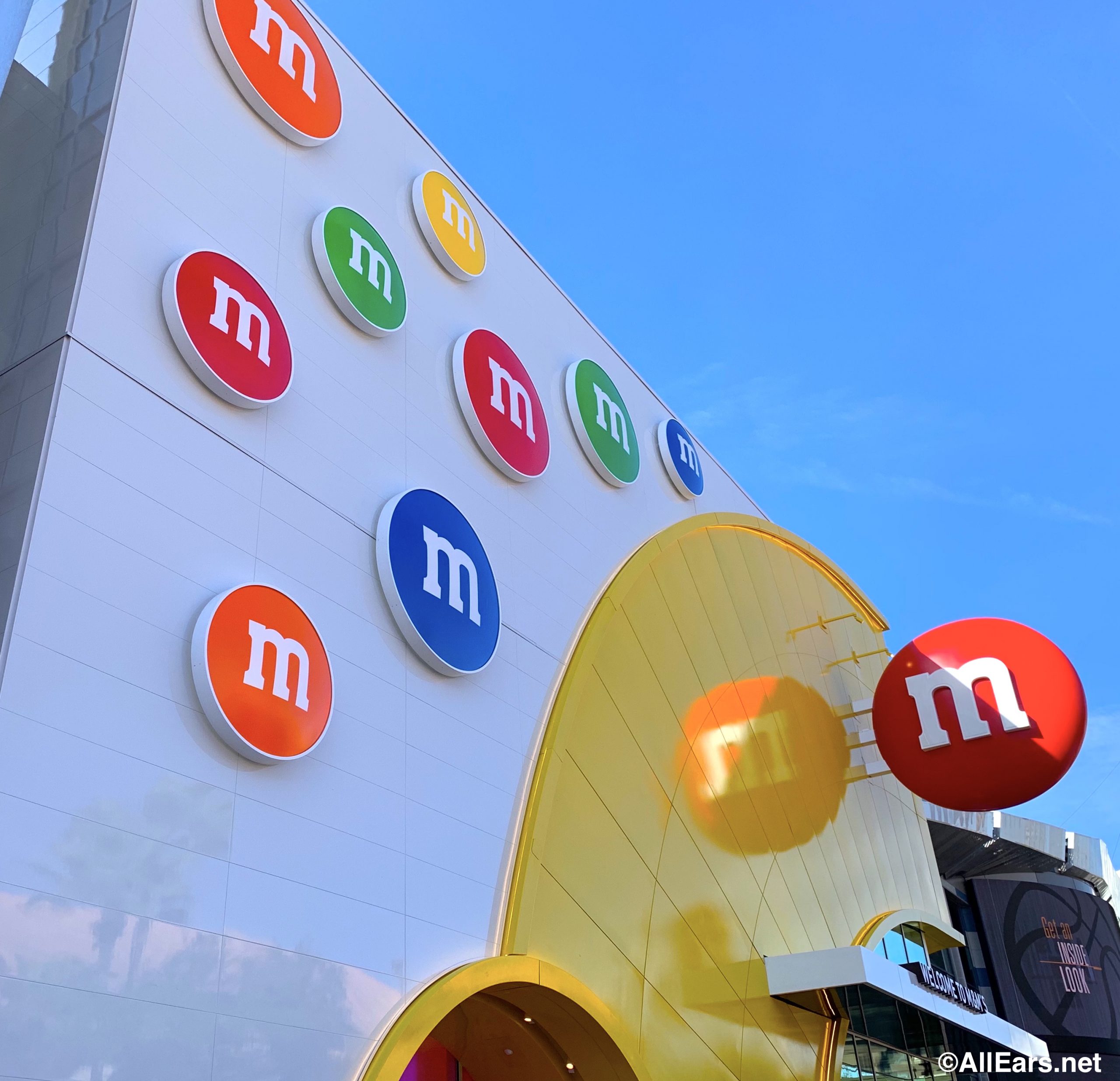 Creating Personalized M&Ms at the M&M Store at Disney Springs 