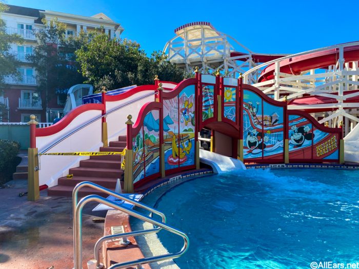 difference between disney beach club and yacht club